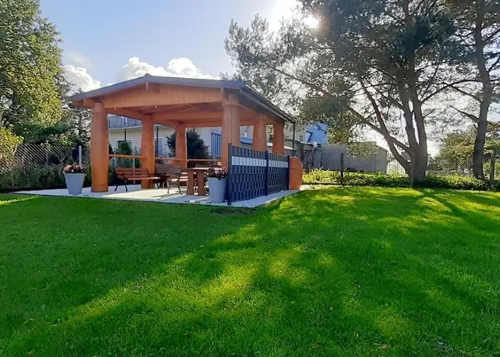 Marinka 招待所 3*